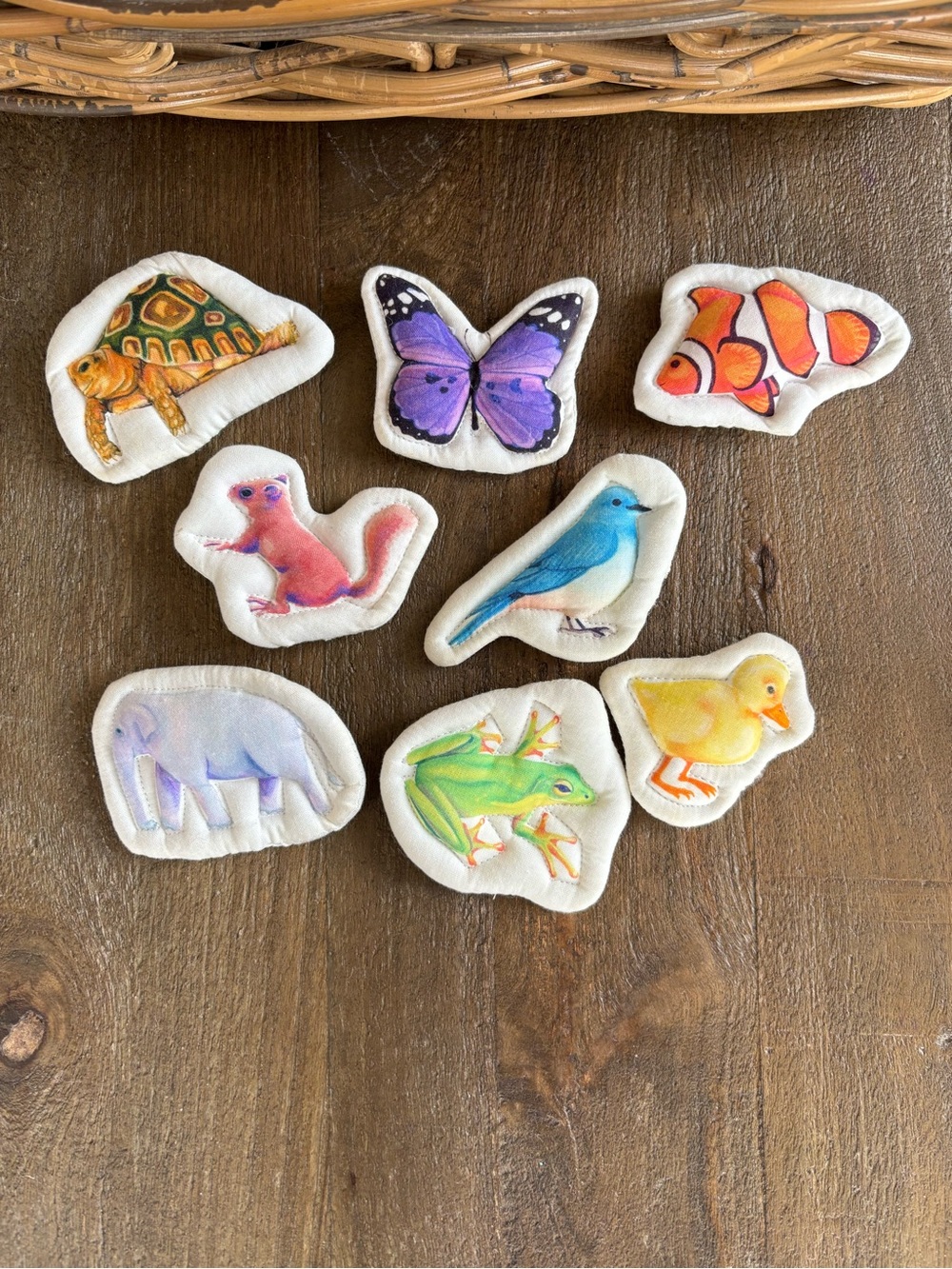 8 Lovery Colorful Animal Plush Toy Pack